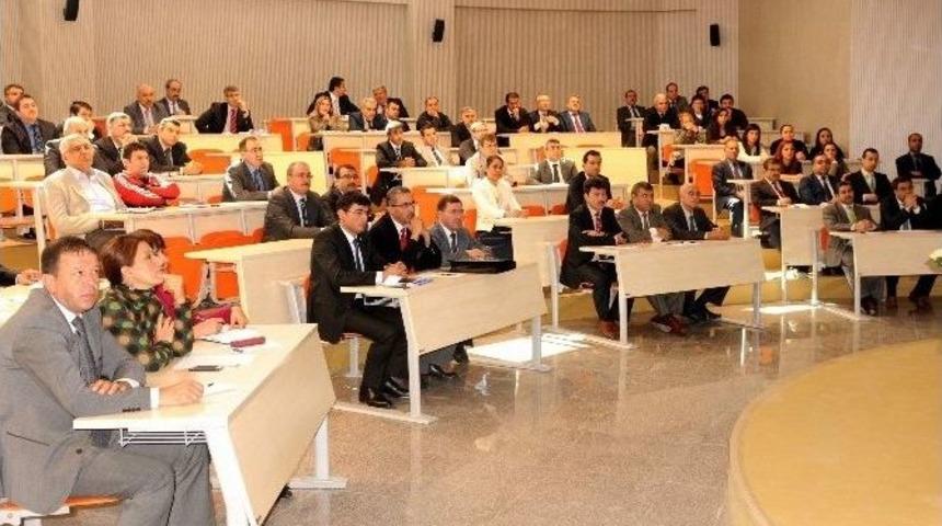 7 Aralık &Uuml;niversitesi&rsquo;nde Y&ouml;netim &Ccedil;alıştayı D&uuml;zenlendi