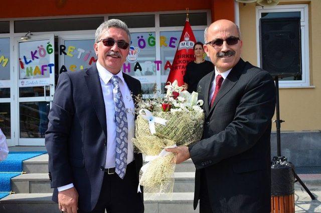 Pursaklar&rsquo;da İlk&ouml;ğretim Haftası Coşkuyla Kutlandı 1