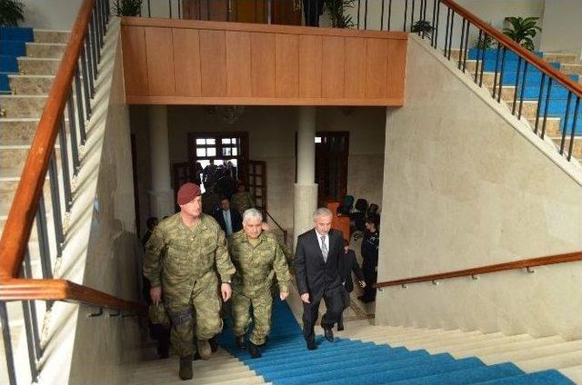Genelkurmay Başkanı Orgeneral Necdet &Ouml;zel, Malatya Valiliği&rsquo;ni Ziyaret Etti 3