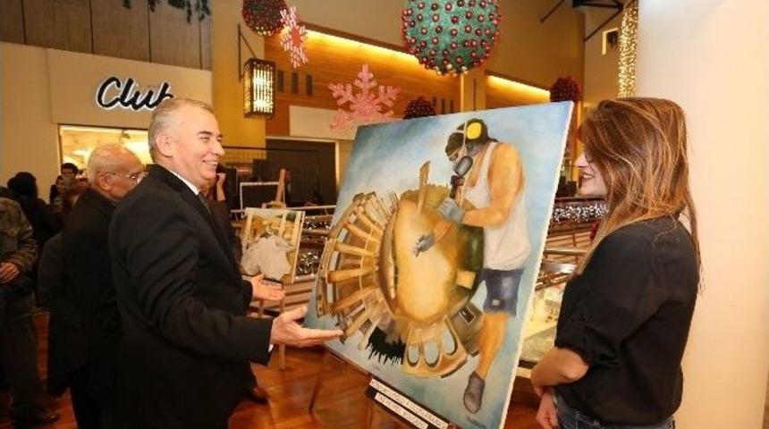 Gen&ccedil;lerden Karma Sergi