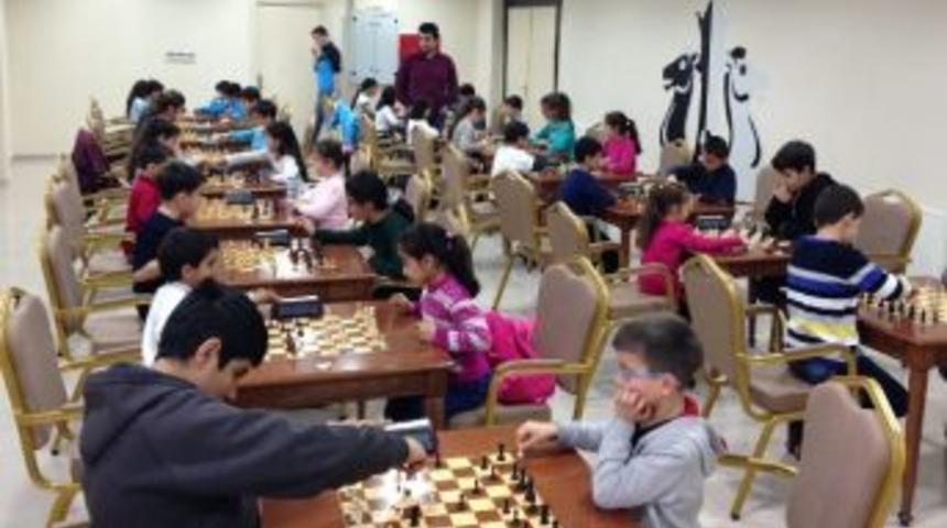 Gebze&rsquo;de Satran&ccedil; Ş&ouml;leni