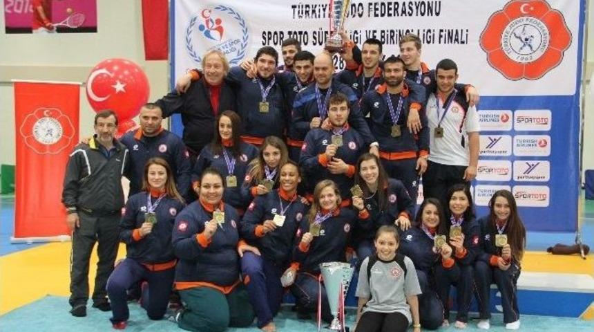 İstanbul B&uuml;y&uuml;kşehir Judo Takımında &Ccedil;ifte Şampiyonluk