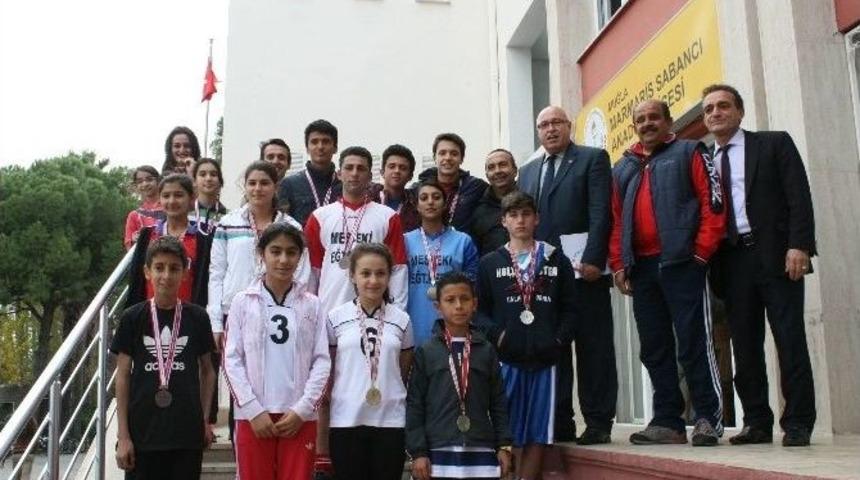 Marmaris&rsquo;te &Ouml;ğrenciler Atat&uuml;rk İ&ccedil;in Koştu