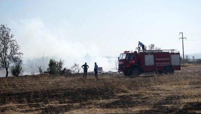 Doğalgaz Borusu Deposunda Korkutan Yangın