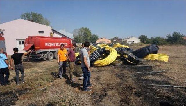 Doğalgaz Borusu Deposunda Korkutan Yangın