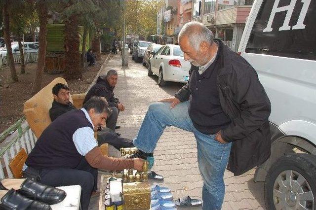 Ayakkabı Boyacısından Vip Hizmet 1