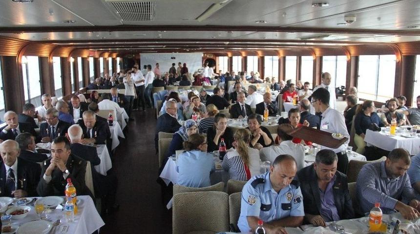 Samsun&rsquo;da Gazilere Deniz Turu