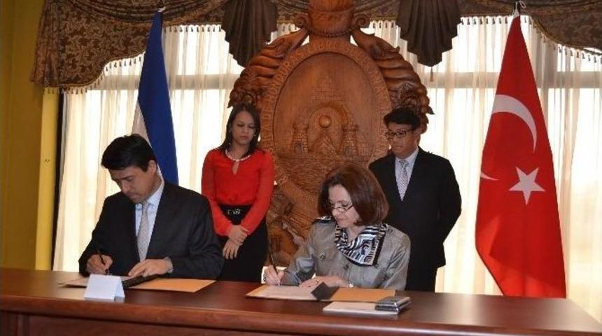 Tika&rsquo;dan Honduras&rsquo;a B&uuml;y&uuml;k Kalkınma Desteği