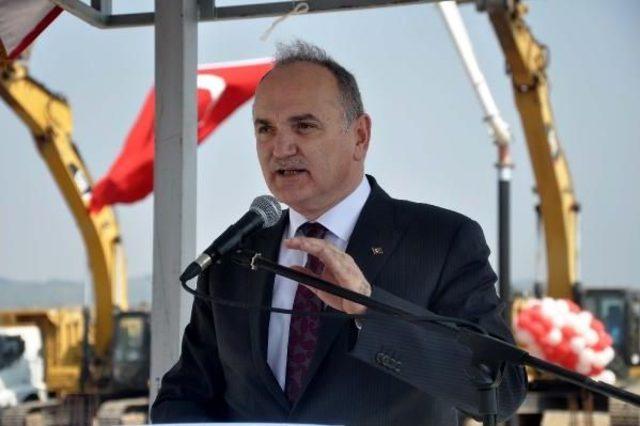 Bakan Özlü: Türk Sanayisi Için Çok Önemli Adımlar Atıyoruz