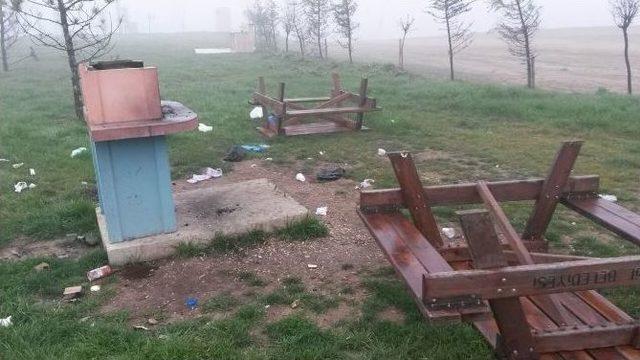 Mesire Yerini Tahrip Ettiler 1