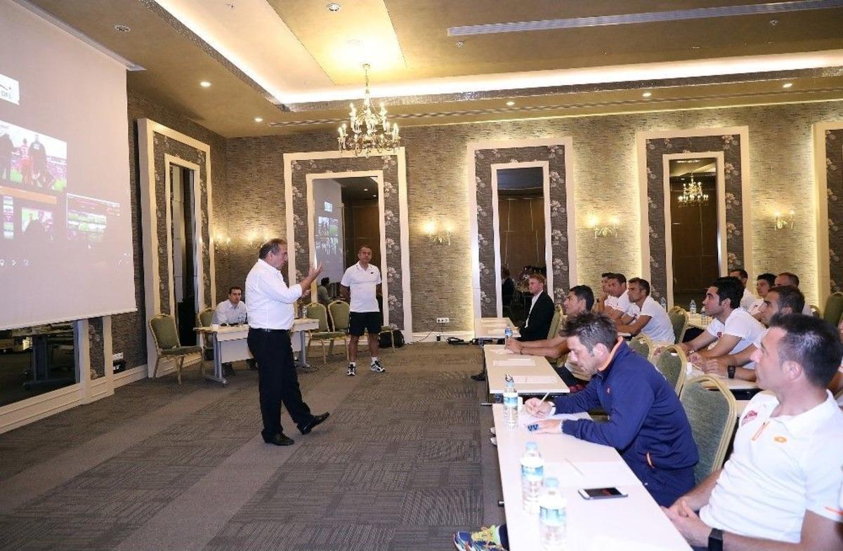 &rsquo;var&rsquo; Semineri Başladı