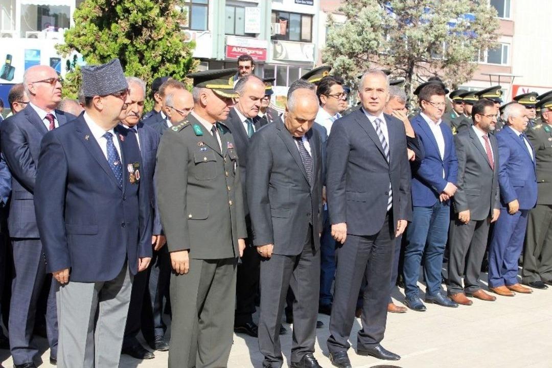 Gaziler T&ouml;ren İ&ccedil;in Şehit Selasının Bitmesini Bekledi