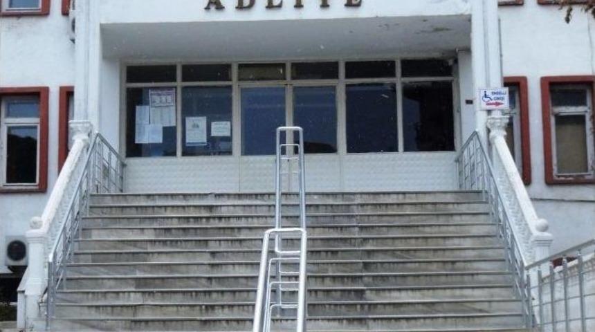 &rsquo;kırmızı Işıkta Neden Durdun?&rsquo; Cezasını Mahkeme İptal Etti