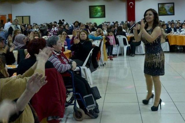 Beldeevi Kursiyerleri Yeni Yılı Kutladı