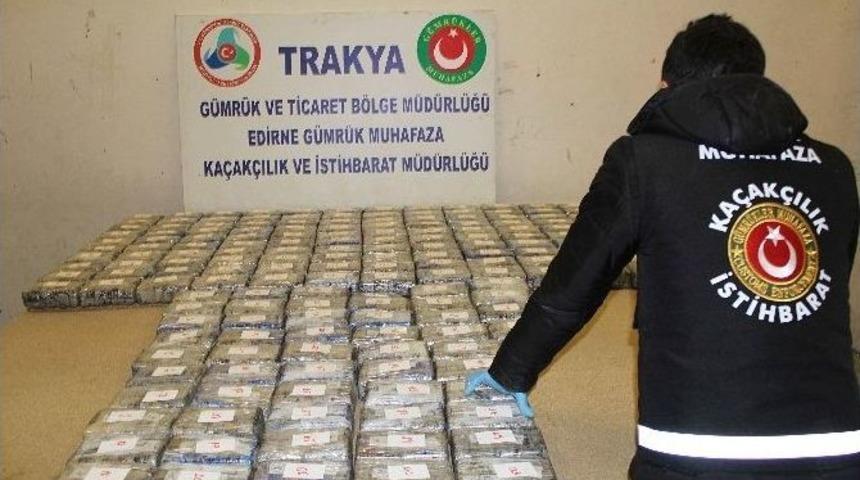 Portakal Ve Nar Yüklü Kamyonda Büyük Servet