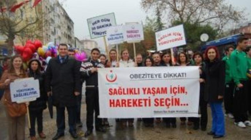 Malkara&rsquo;da Sağlık&ccedil;ılar D&uuml;nya Diyabet G&uuml;n&uuml; İ&ccedil;in Y&uuml;r&uuml;d&uuml;