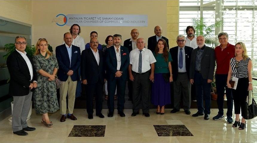 Hintli Turizmciler Atso&rsquo;da