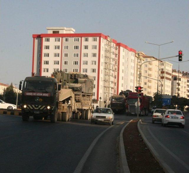 Sınıra Top&ccedil;u Bataryası Sevk Edildi 1