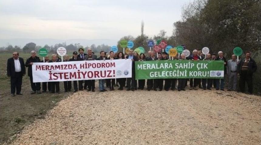 &Uuml;r&uuml;nl&uuml; Merasına Hipodrom Yapılmak İstenmesine K&ouml;yl&uuml;lerden Tepki