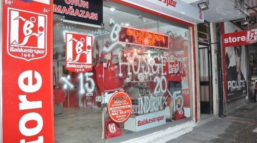 Balkes Store&rsquo;da Yeni Yıl İndirimi