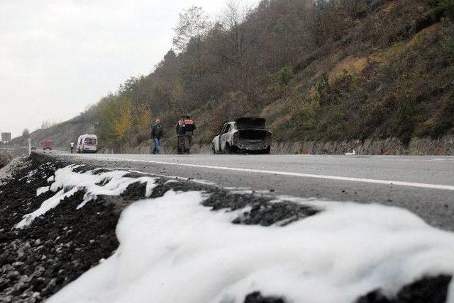 Seyir Halindeki Araç Kül Oldu