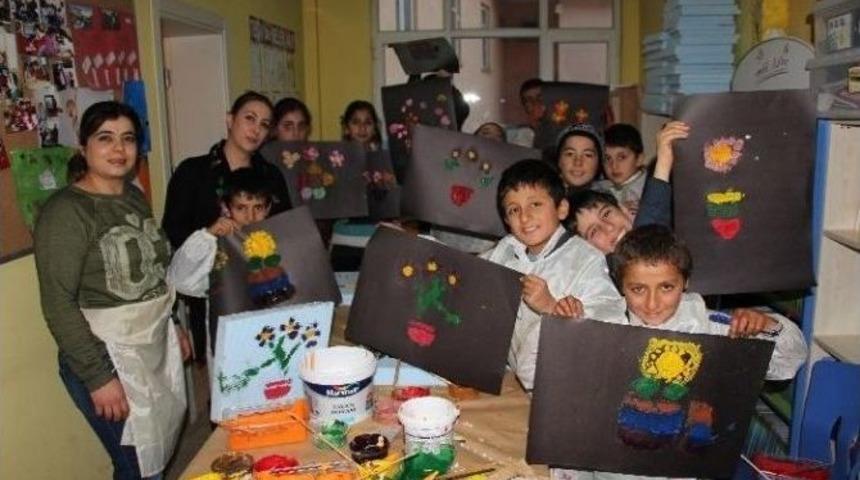 &Ccedil;ocukların Renkli D&uuml;nyası