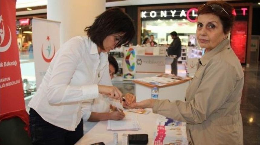 Vatandaşların Kan Şekeri &Ouml;l&ccedil;&uuml;ld&uuml;