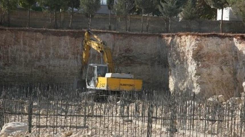 Ekrem &Ccedil;etin İlk Ve Orta Okulunun Yapımına Başlandı