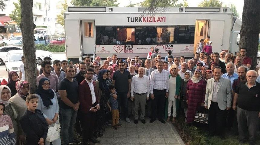 Ak Partiden Kan Bağış Kampanyası