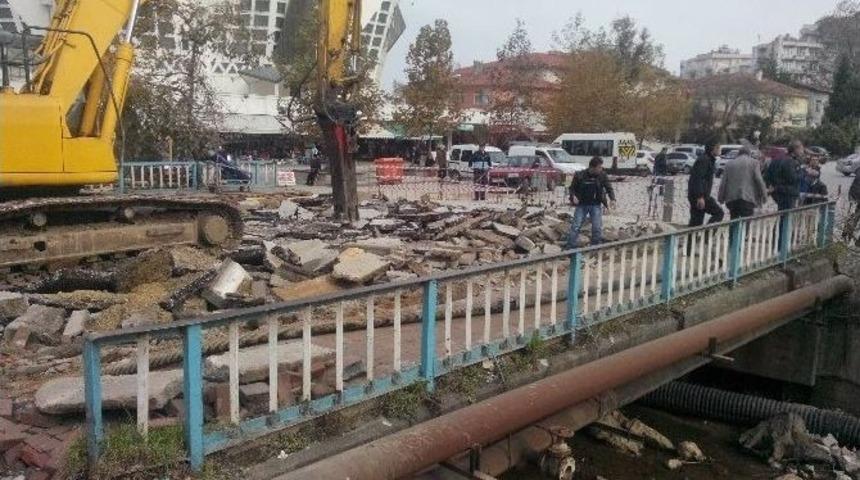 Ak&ccedil;akoca&rsquo;da Dsi &Ccedil;alışmaları S&uuml;r&uuml;yor