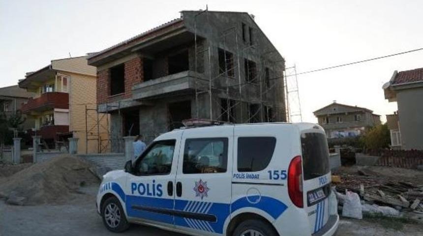 İskeleden D&uuml;şen Inşaat Iş&ccedil;isi Yaralandı