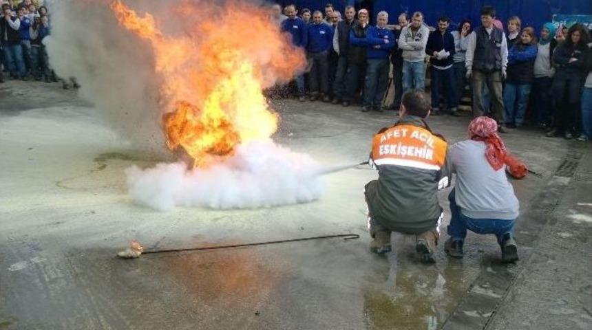 Eskişehir Afad&rsquo;ın Afet Bilinci Eğitimlerinde 55 Bin 972 Kişiye Ulaşıldı