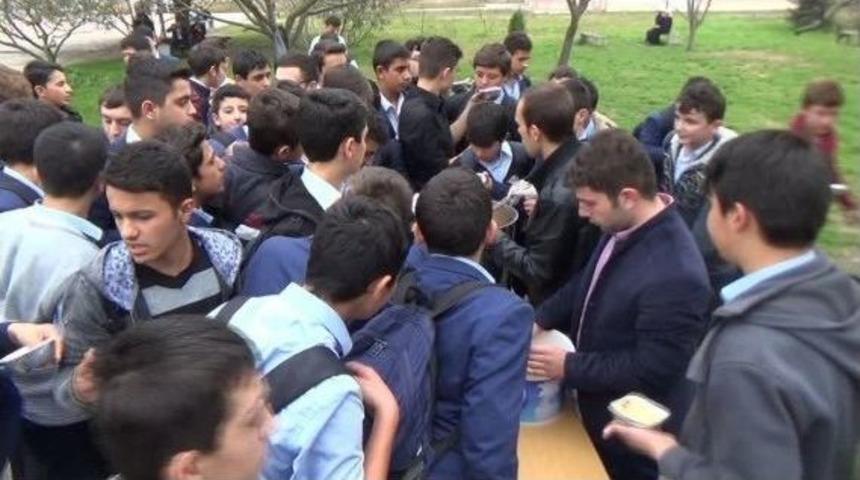 İmam Hatip&rsquo;liler Aşure İ&ccedil;in Buluştu