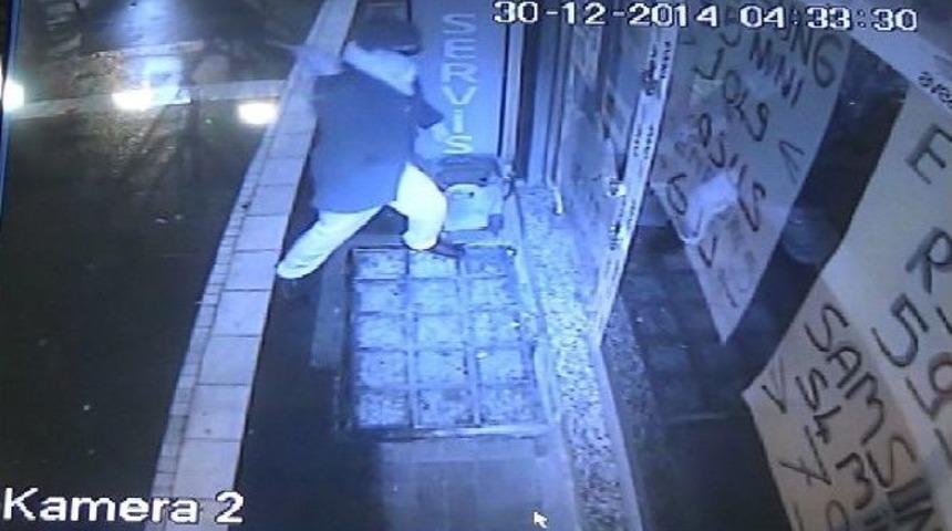 Hırsızın Rahatlığı Şaşırttı