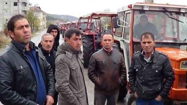 Trakt&ouml;rlerin Ara&ccedil; Muayene Kuyruğu 3