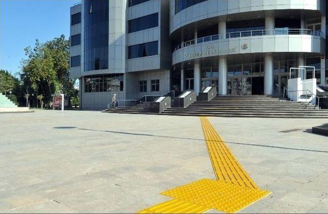 Kepez Belediyesi&rsquo;nde Engelli Vatandaşlar İ&ccedil;in Asans&ouml;r Yapıldı 1