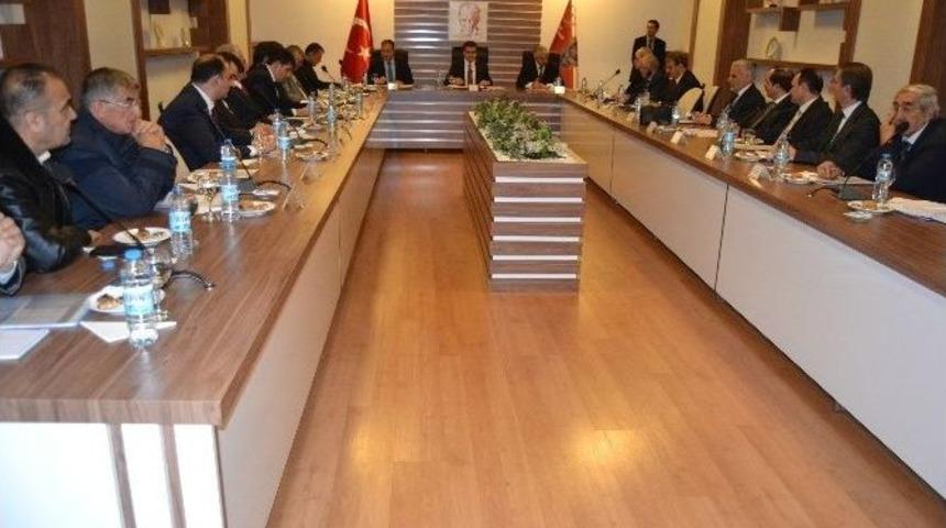 Vali Orhan Düzgün: