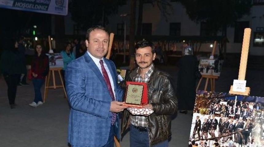 Gazilerin Fotoğrafı &Ouml;d&uuml;l Getirdi