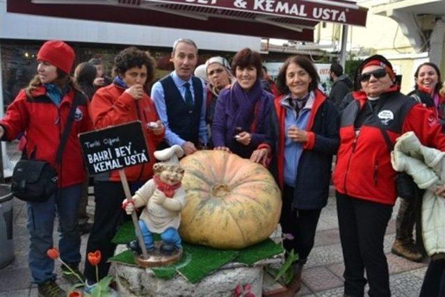 Edirneli Ciğerciden, Halka Ücretsiz Kabak Tatlısı İkramı