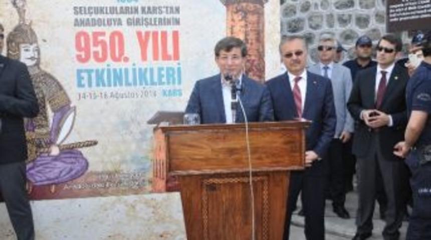 Başbakan Ahmet Davutoğlu Kars&rsquo;a Geliyor
