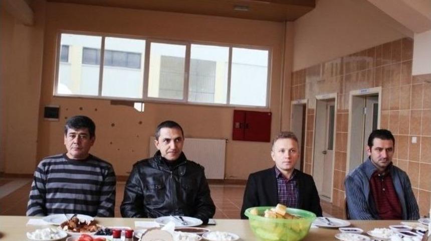 Kaymakam Tanrıkulu, Sporculara Moral Verdi