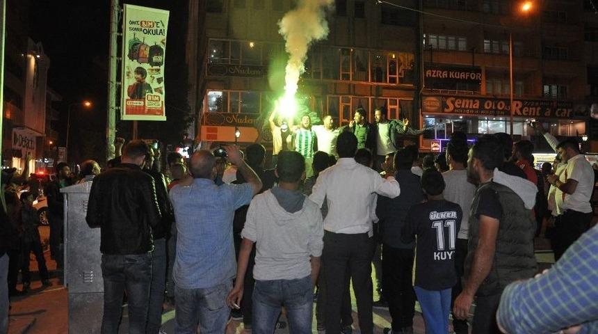 Kars&rsquo;ta Kupa Sevinci