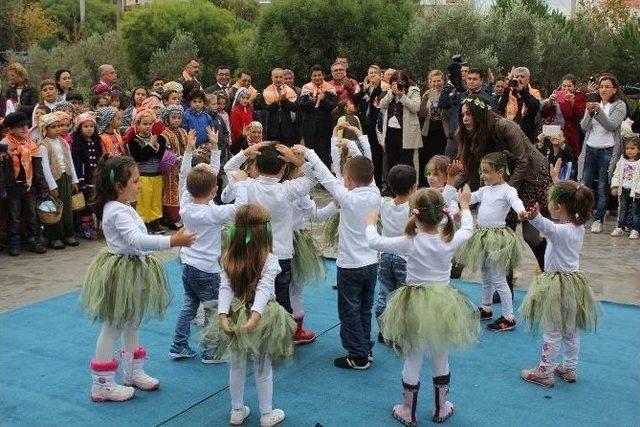 Urlalı Öğrencilerin Hasat Şenliği