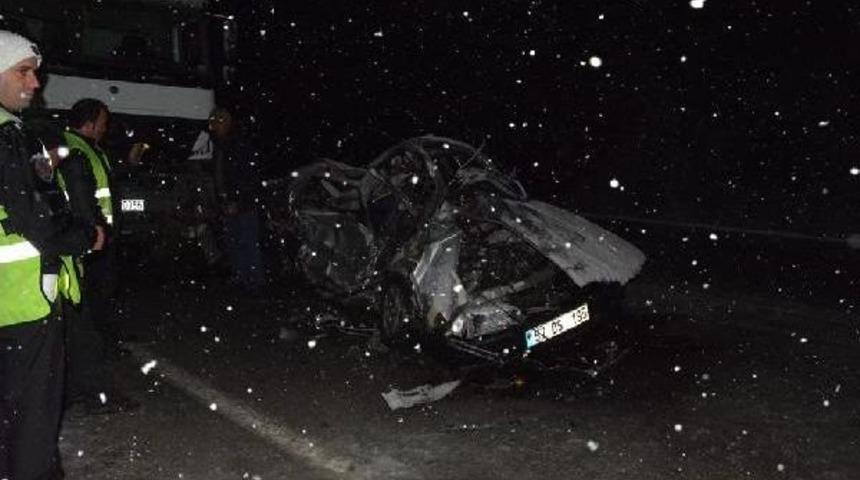 Sinop'ta Kaza: 1 &Ouml;l&uuml;, 1 Yaralı