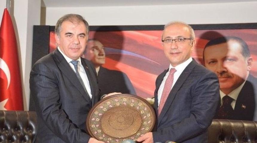 Bakan Elvan: &ldquo;bizim Dilimizde Saldırı Yok&rdquo;