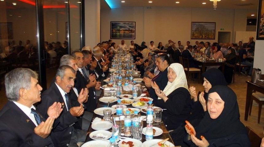 Gaziler Yemekte Bir Araya Geldi