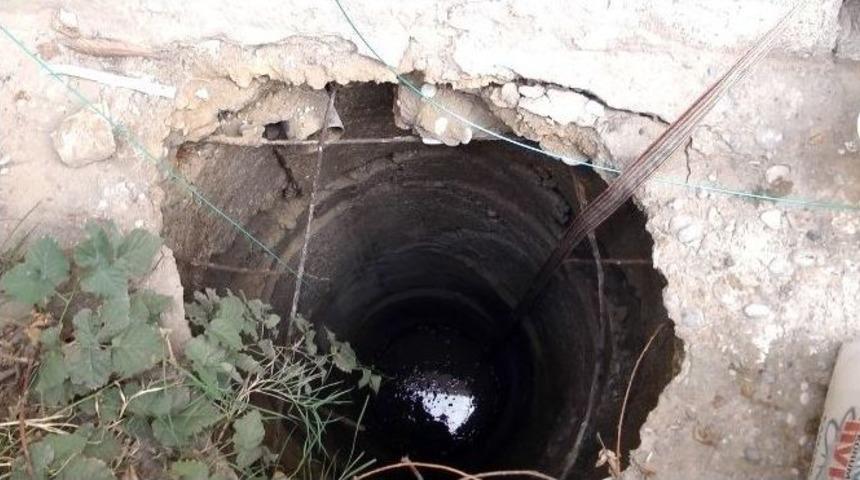 Tarsus&rsquo;ta Foseptik Kuyusuna D&uuml;şen Kadın Yaralandı