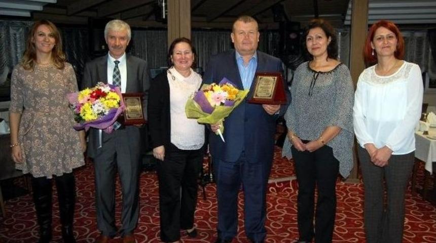 Bandırma&rsquo;da Okul M&uuml;d&uuml;r&uuml;ne Veda Gecesi