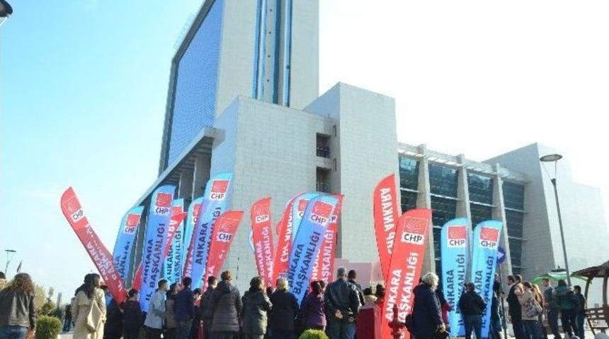 Chp Ankara Gen&ccedil;lik &Ouml;rg&uuml;t&uuml;, Ankara B&uuml;y&uuml;kşehir Belediyesi&rsquo;ni Protesto Etti