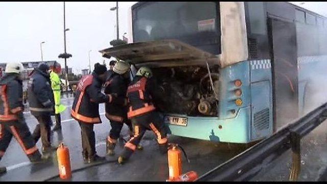 E-5'te Özel Halk Otobüsü Yandı